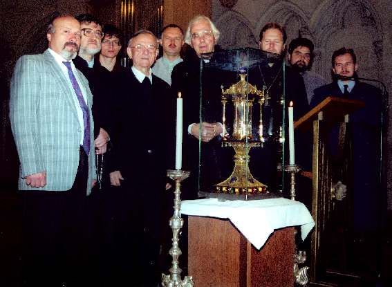 Foto von der Aufstellung der Reliquie